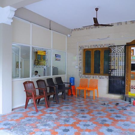Nanda Mohan Homestay- Luxuries Ac Apartment Close To Alipiri Foothills-Kapila Teertham And Iskcon Temple Тірупаті Екстер'єр фото