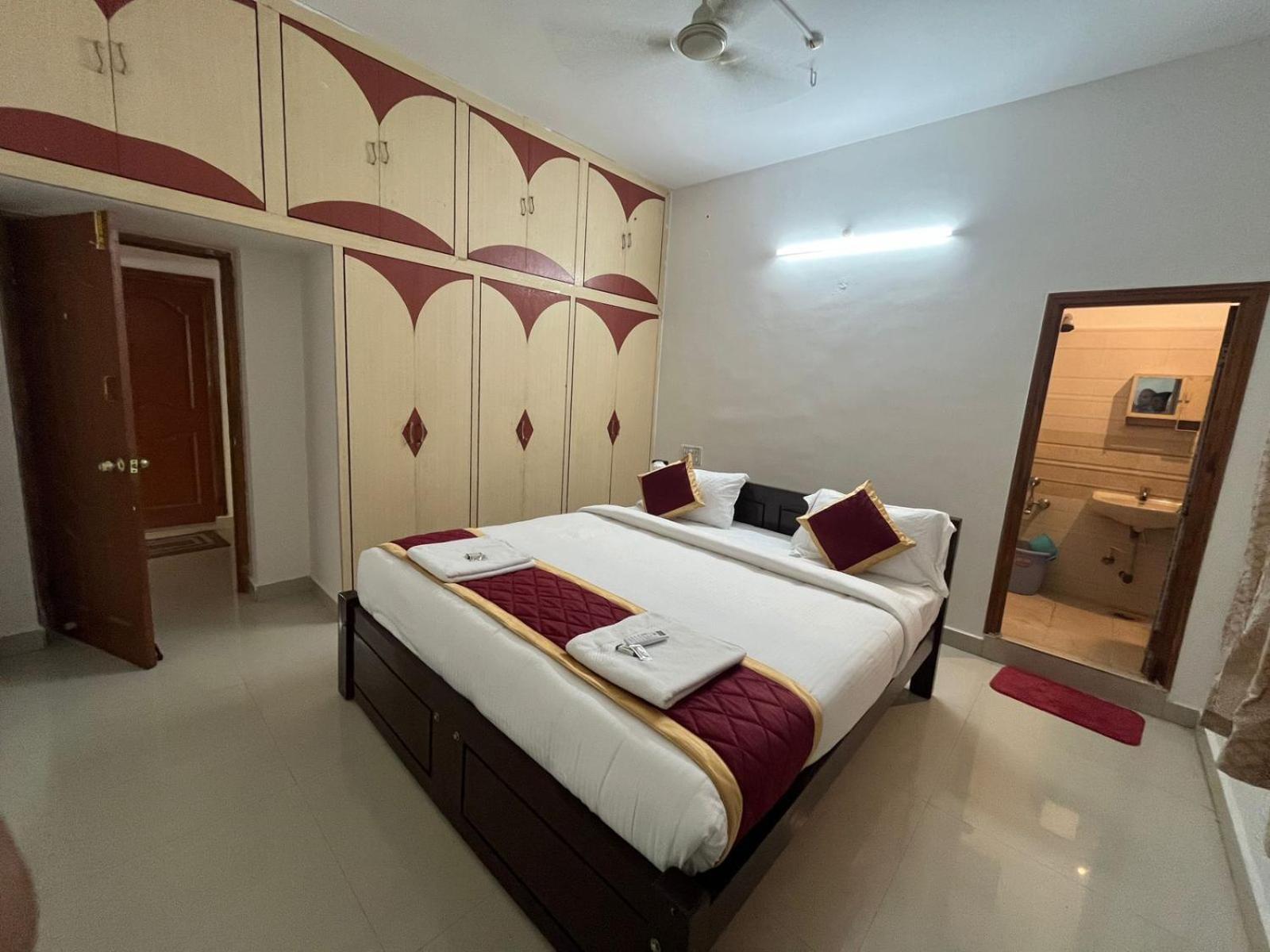 Nanda Mohan Homestay- Luxuries Ac Apartment Close To Alipiri Foothills-Kapila Teertham And Iskcon Temple Тірупаті Екстер'єр фото