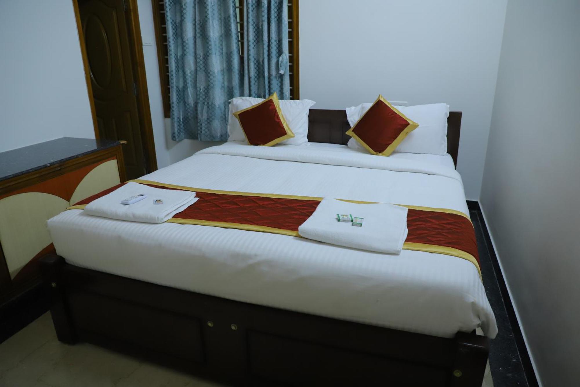 Nanda Mohan Homestay- Luxuries Ac Apartment Close To Alipiri Foothills-Kapila Teertham And Iskcon Temple Тірупаті Екстер'єр фото