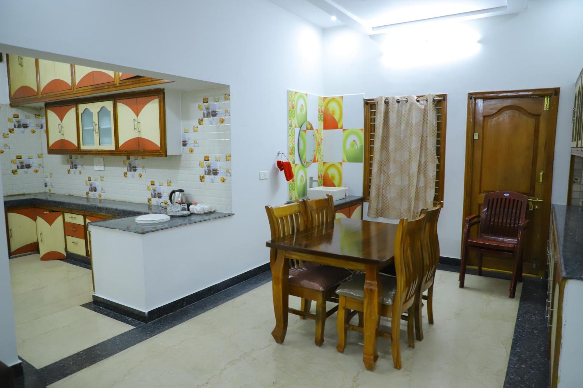 Nanda Mohan Homestay- Luxuries Ac Apartment Close To Alipiri Foothills-Kapila Teertham And Iskcon Temple Тірупаті Екстер'єр фото