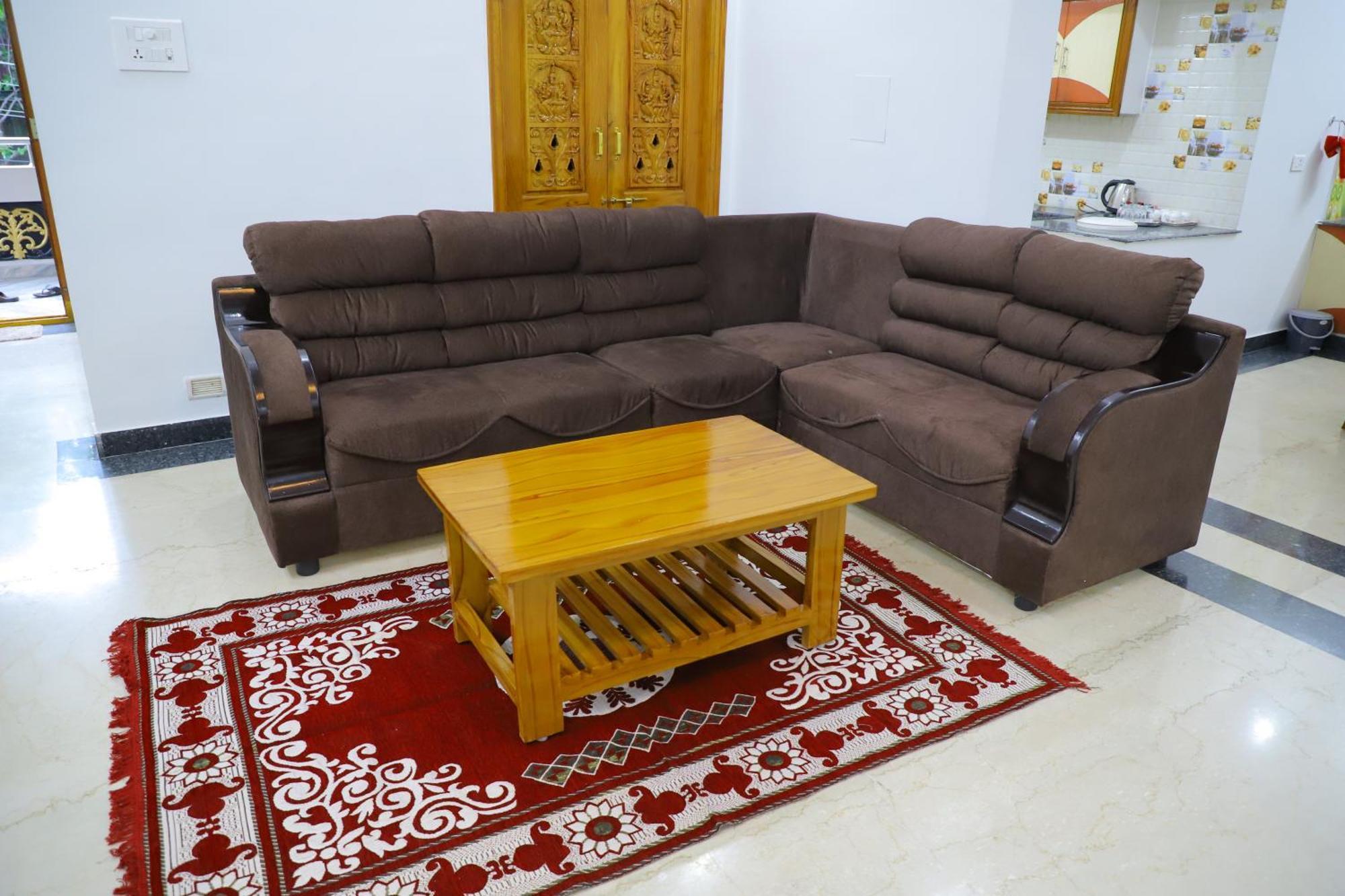 Nanda Mohan Homestay- Luxuries Ac Apartment Close To Alipiri Foothills-Kapila Teertham And Iskcon Temple Тірупаті Екстер'єр фото