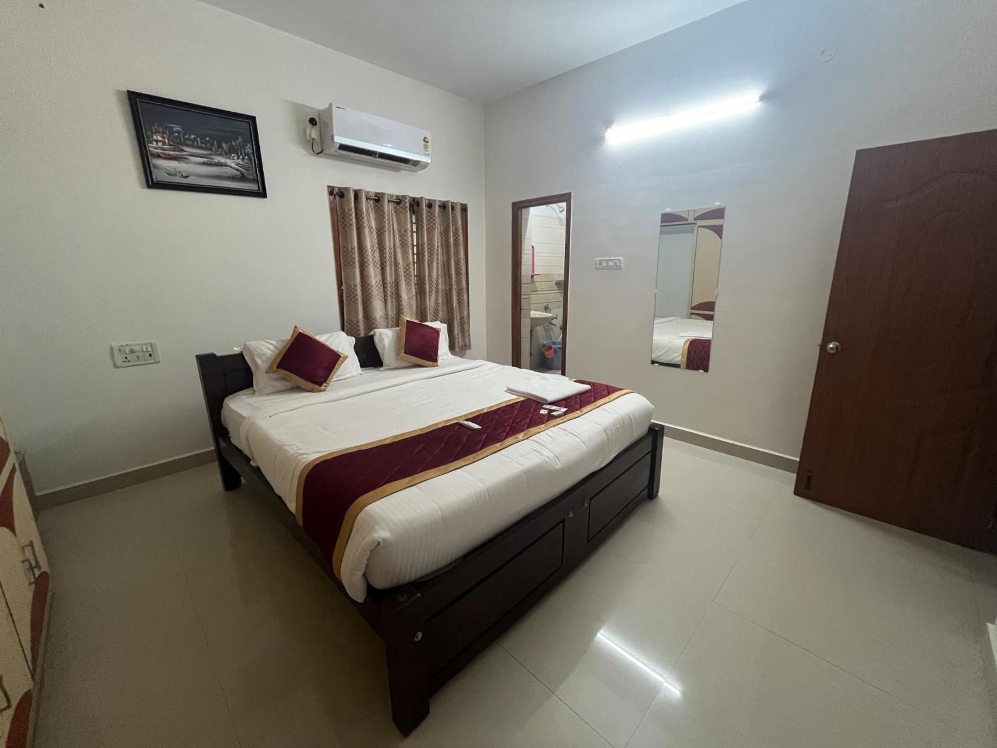 Nanda Mohan Homestay- Luxuries Ac Apartment Close To Alipiri Foothills-Kapila Teertham And Iskcon Temple Тірупаті Екстер'єр фото